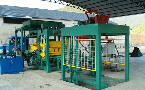 液壓制磚機(jī)