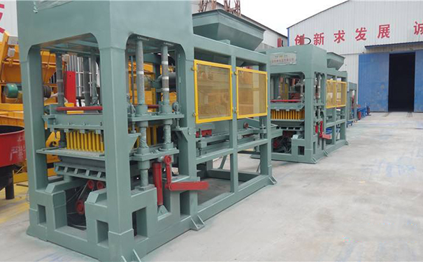 液壓制磚機(jī)