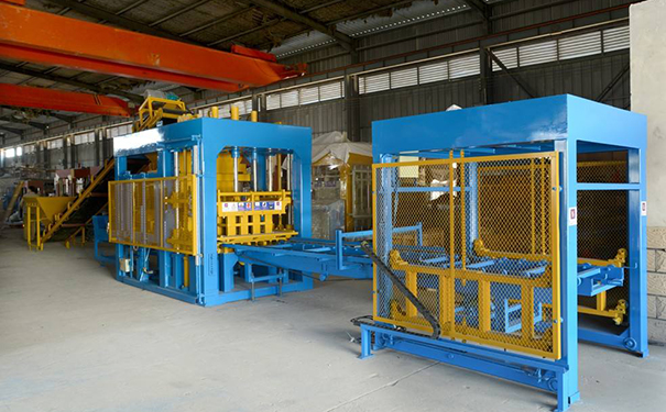 免燒磚機(jī)被廣泛使用于建筑垃圾及模具介紹